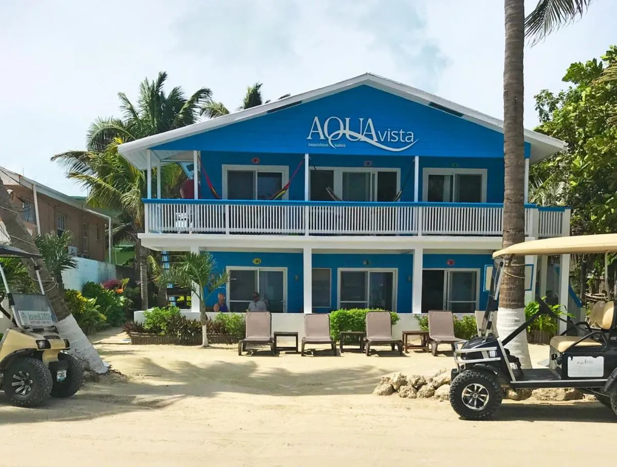 Image 2 of Aqua Vista