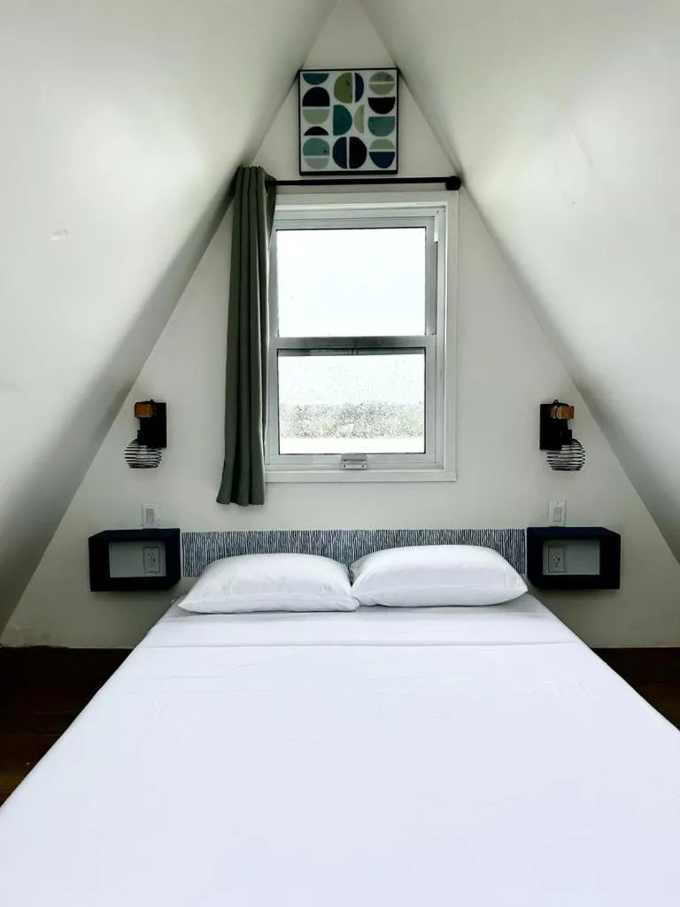 Image 3 of Beachfront Cabin