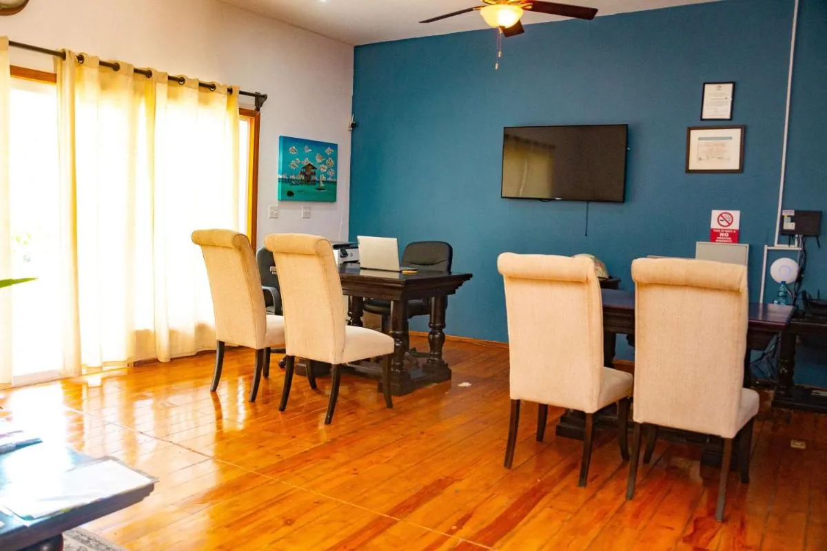 Image 6 of Best Western Grand Baymen Gardens