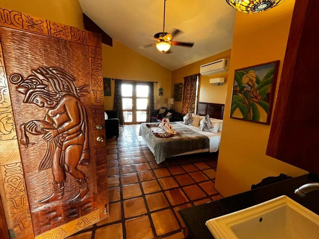Image 5 of Captain Morgan’s Retreat