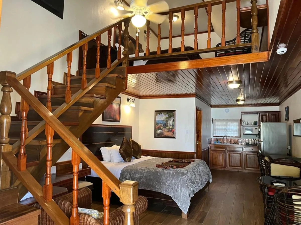 Image 2 of Captain Morgan’s Retreat