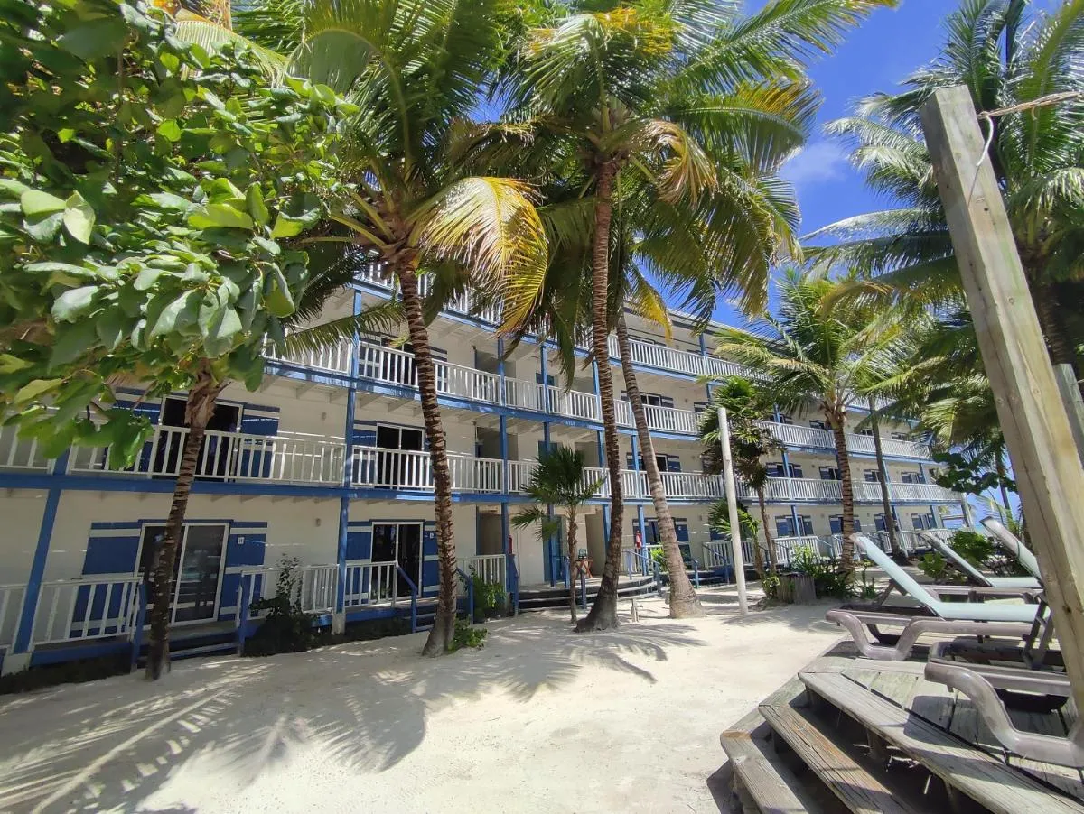 Image 3 of Caribbean Villas Hotel
