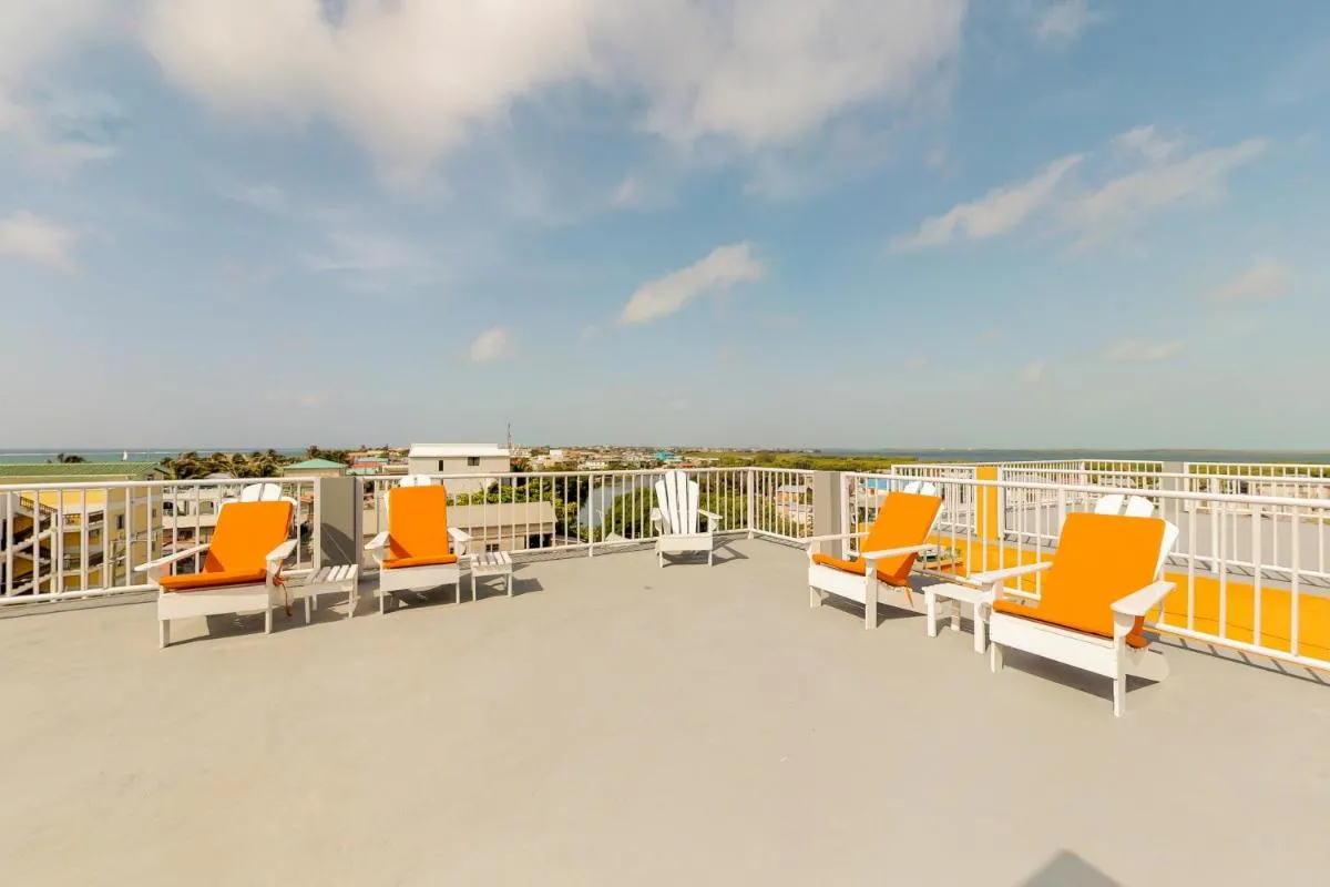 Image 6 of Laguna Suites