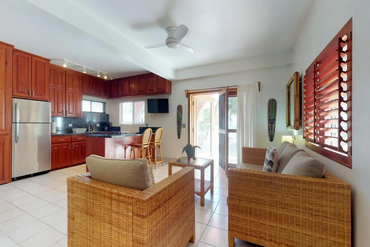 Image 4 of Oleander @ Caribe Island