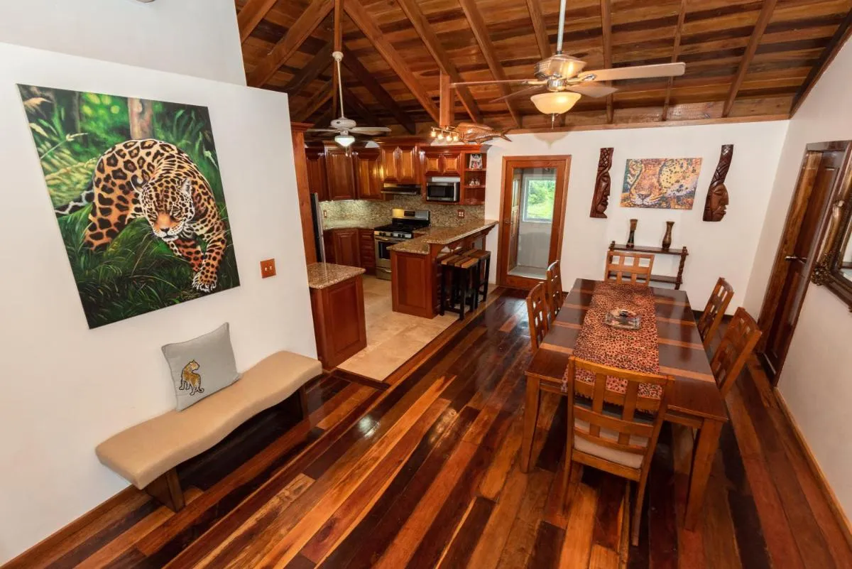 Image 4 of Pur Private Suites