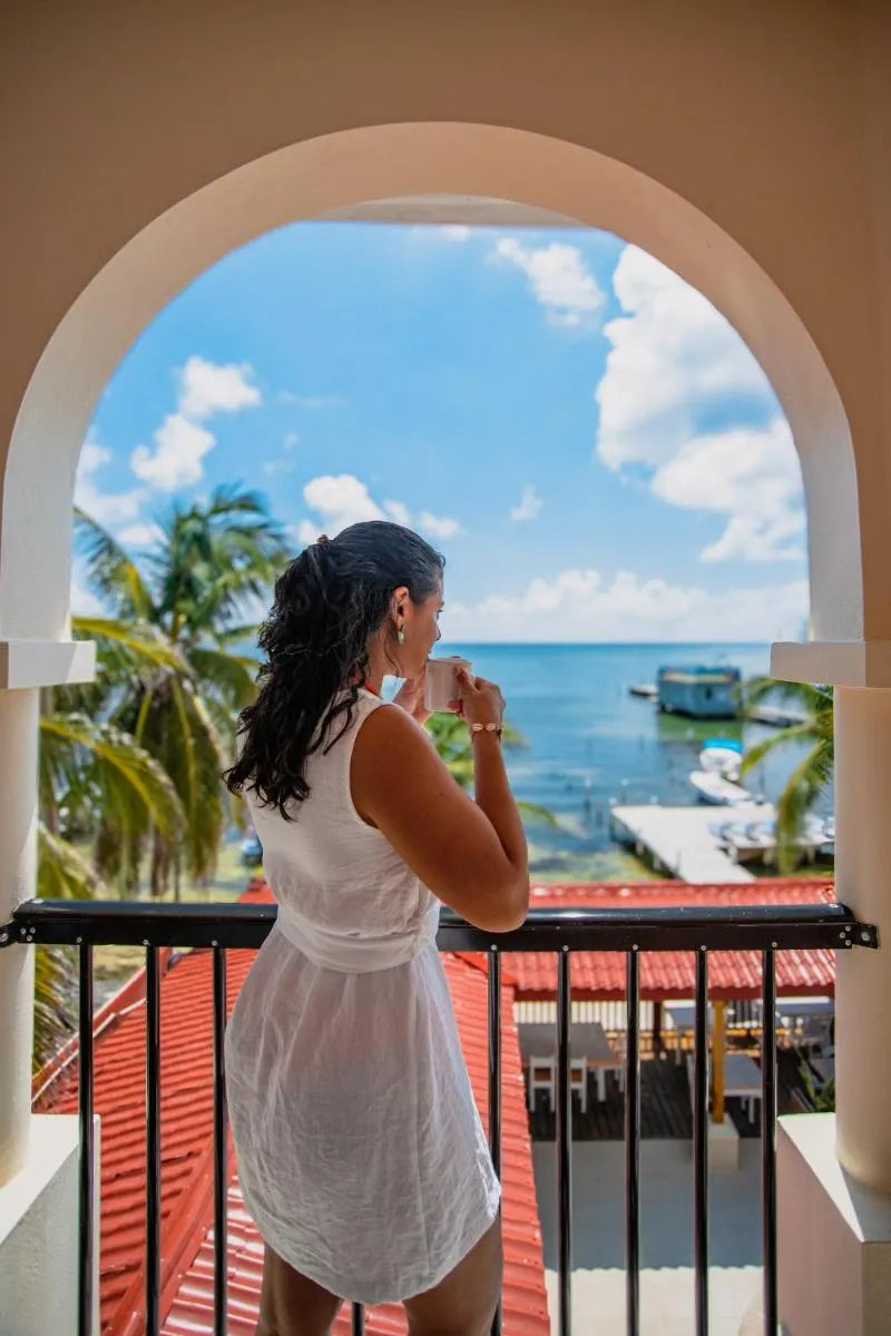 Image 4 of SunBreeze Suites