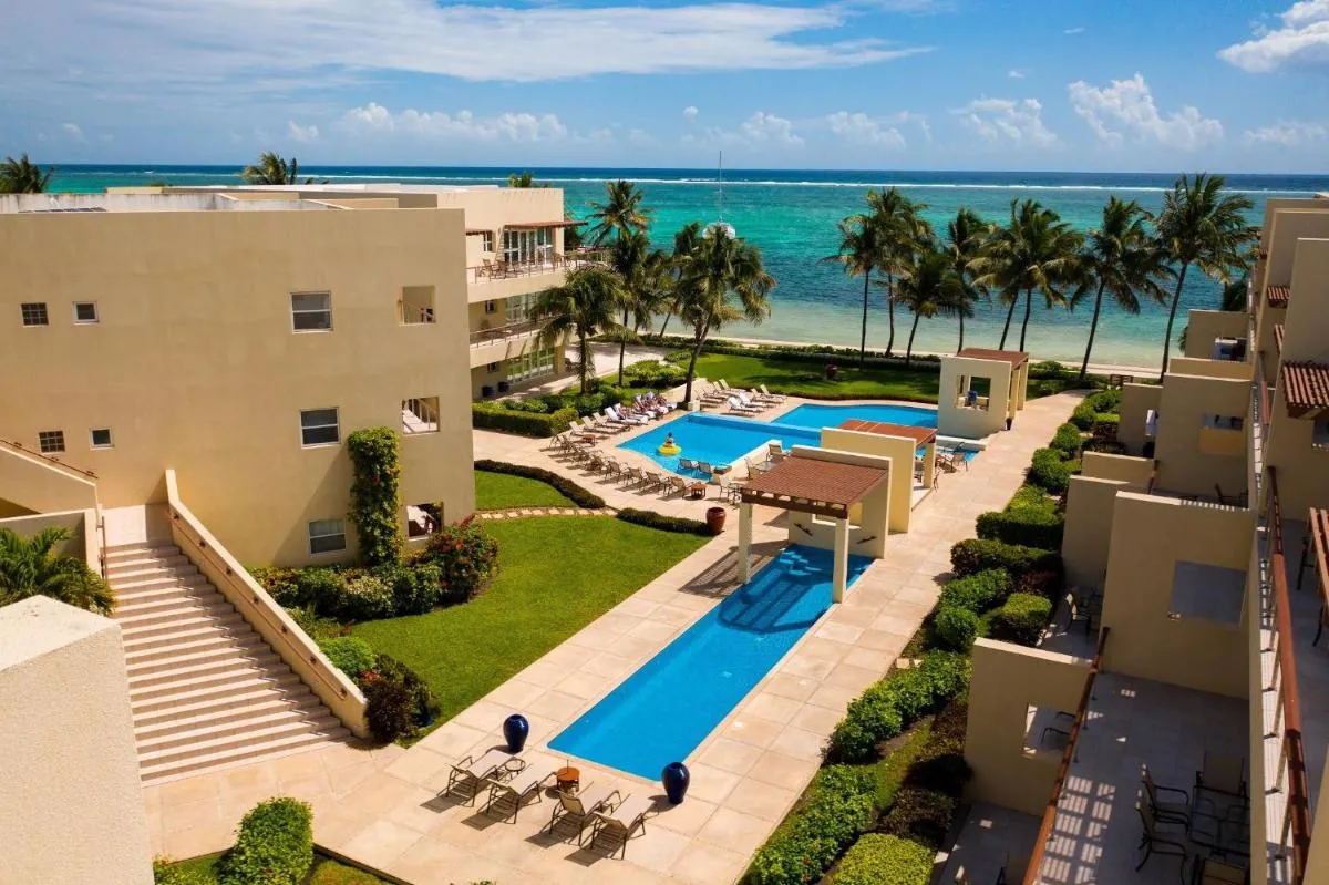 Image 3 of The Phoenix Resort