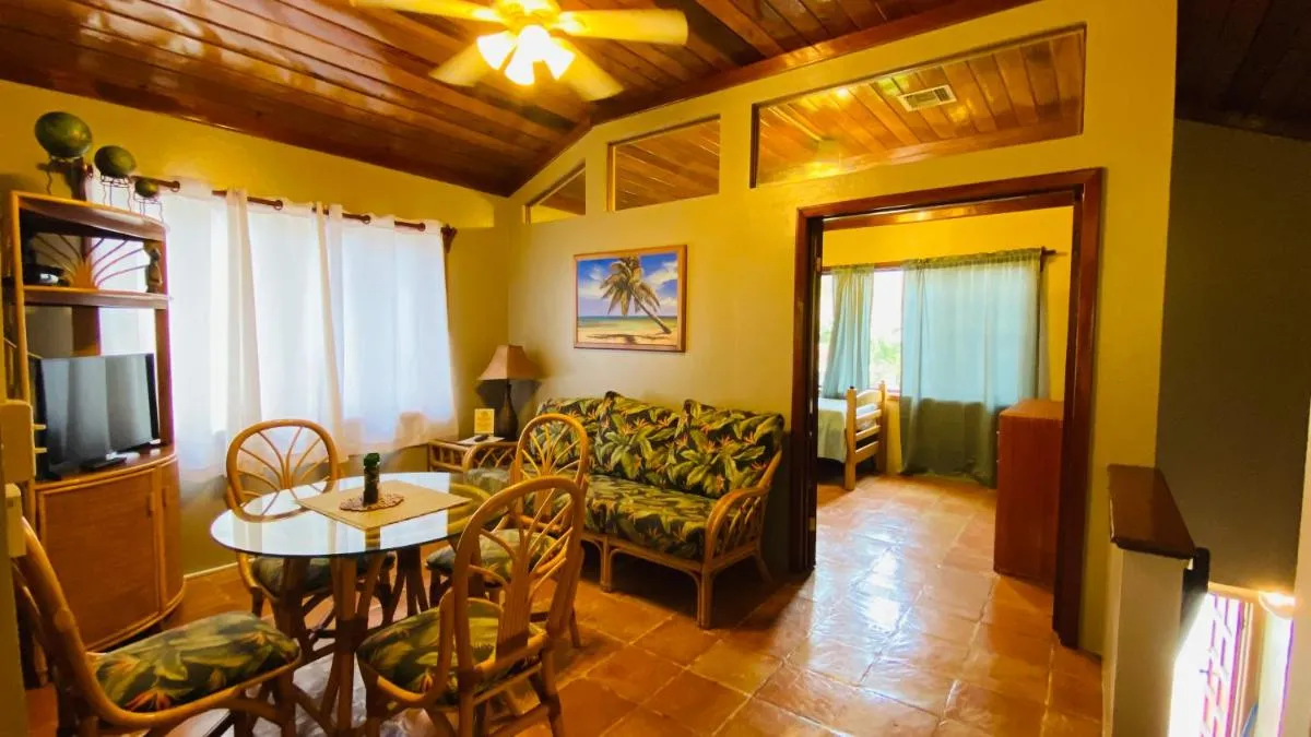 Image 4 of Tradewinds Paradise Villas