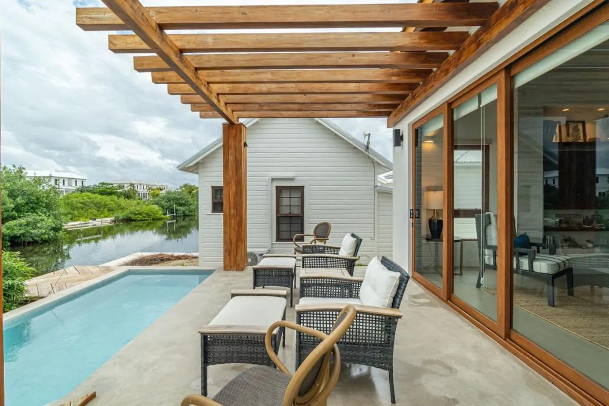 Image 3 of Tranquility at Mahogany and The PoolClub