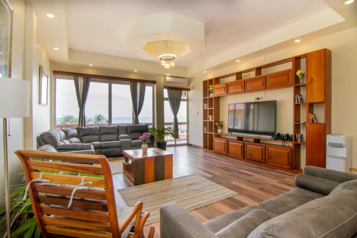 Image 3 of Tropical Palace Hotel