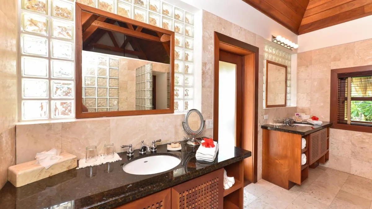 Image 3 of Victoria House Resort & Spa