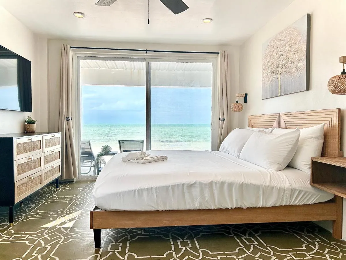 Image 1 of Villas Secreta Beachfront Resort