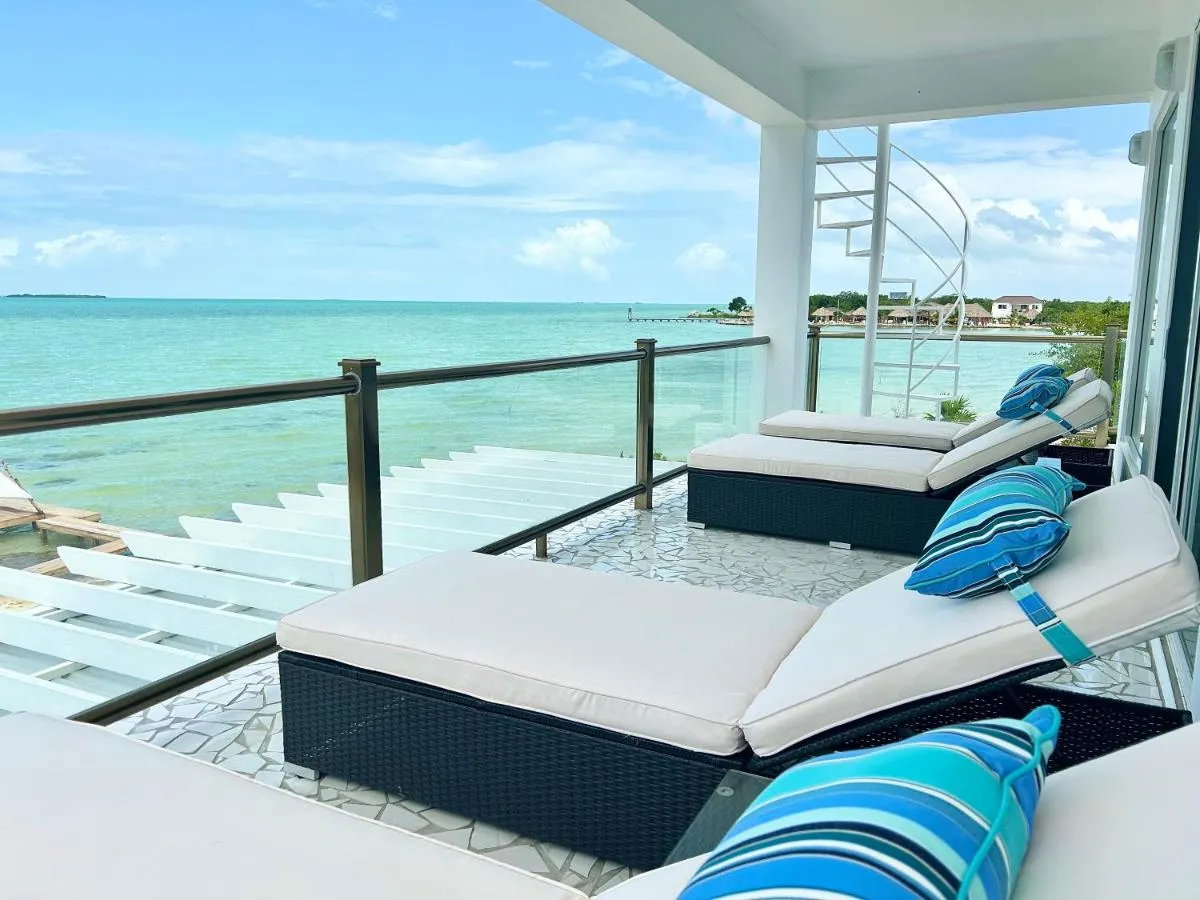 Image 5 of Villas Secreta Beachfront Resort